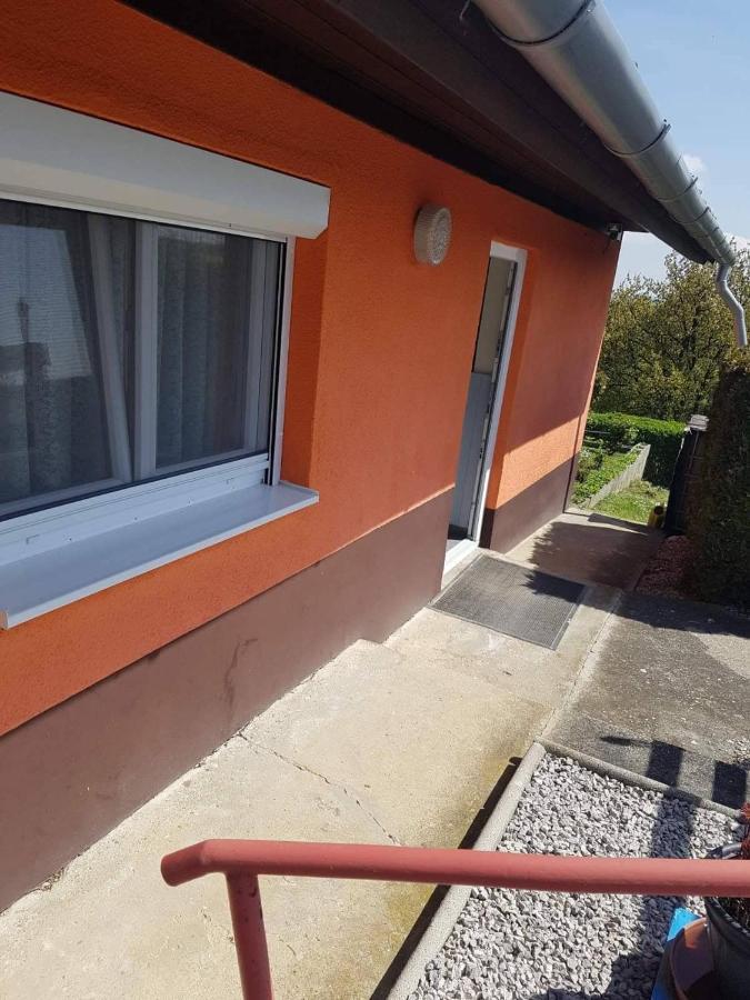 Napfeny Szallo Apartman Galambok Kültér fotó